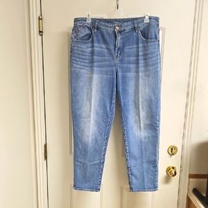 Chico's Boyfriend Ankle Light Blue Jeans